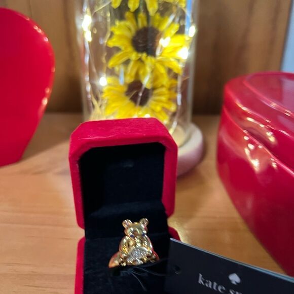 NWT Kate Spade Gold ‘Oh What Fun” Teddybear RingSize 8 - Picture 4 of 8